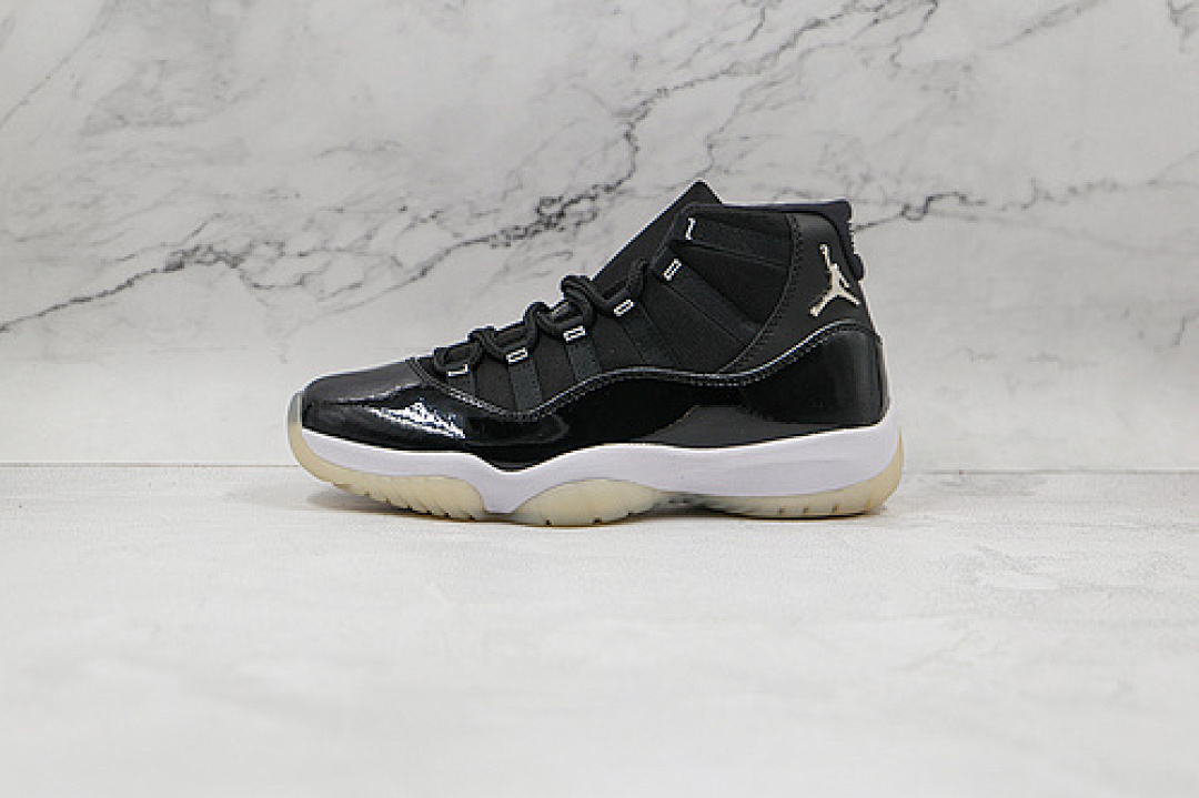Jordan [CT8012-011]-[AIR JORDAN 11 RETRO JUBILEE/25TH ANNIVERSARY BLACK/CLEAR/WHITE]-[MAN:40-47.5], photo 1