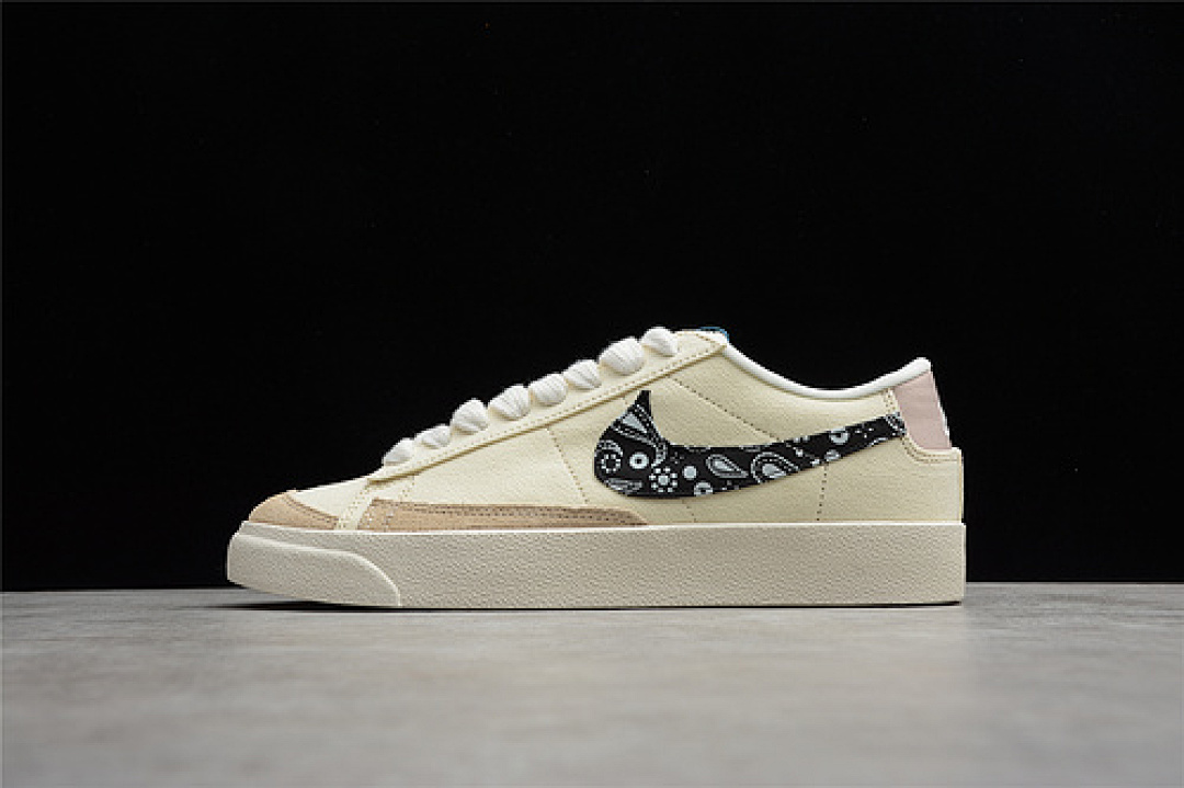 Nike BLAZER LOW PAISLEY PALE IVORY/BEIGE/BLACK · DJ4665-100, photo 1