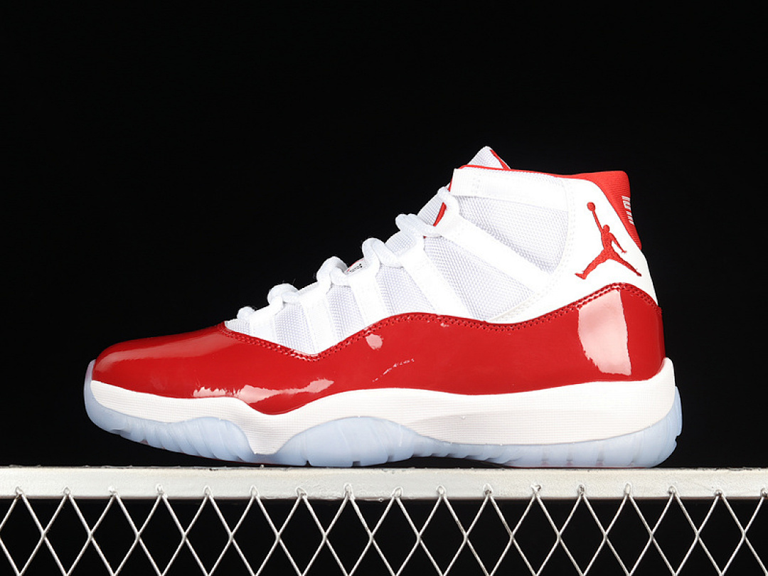 Jordan AIR Jordan 11 RETRO CHERRY WHITE/VARSITY RED/BLACK · CT8012-116, photo 1