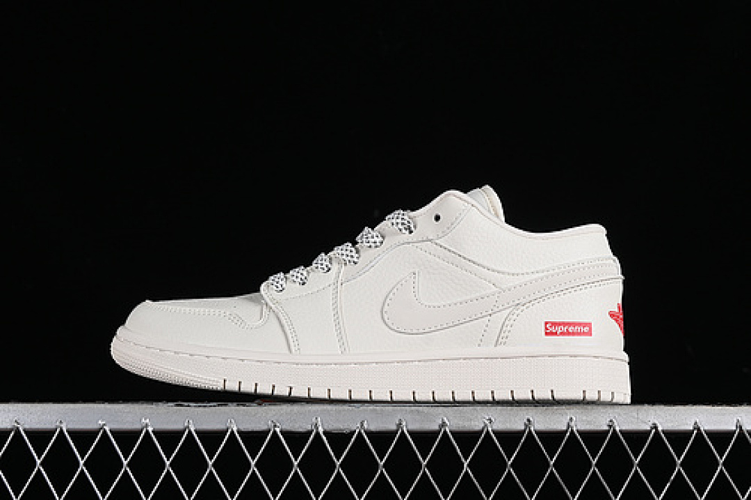 Jordan [WG8850-002]-[SUPREME X AIR JORDAN 1 LOW WHITE/GREY/RED]-[WOMAN:36-39]-[MAN:40-45], photo 1