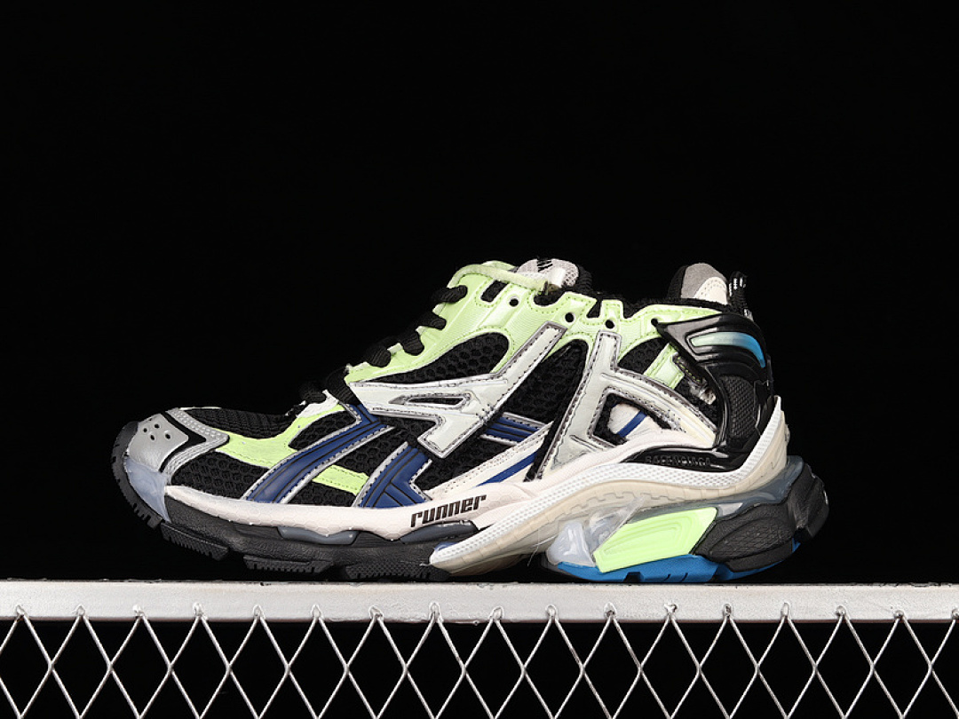 Kith [W1RC60203]-[ZG BA*LEN*CIAGA RUNNER KITH FOUR.COLOR 7.0 BLACK/FLUORESCENT GREEN/SILVER], photo 1