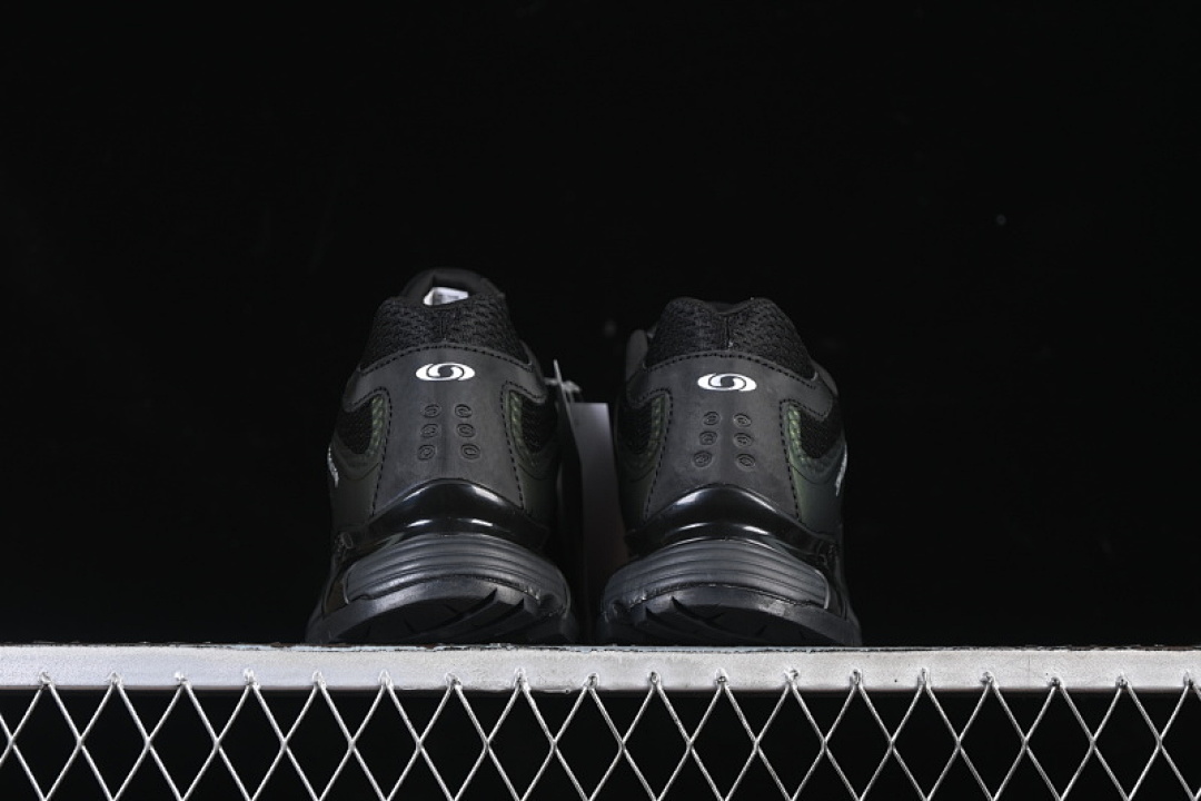 On Running [478755-30]-[XT WHISPER TRAIL RUNNING SHOES ARMY GREEN/BLACK]-[WOMAN:36-39]-[MAN:40.5-46.5] - Image 13