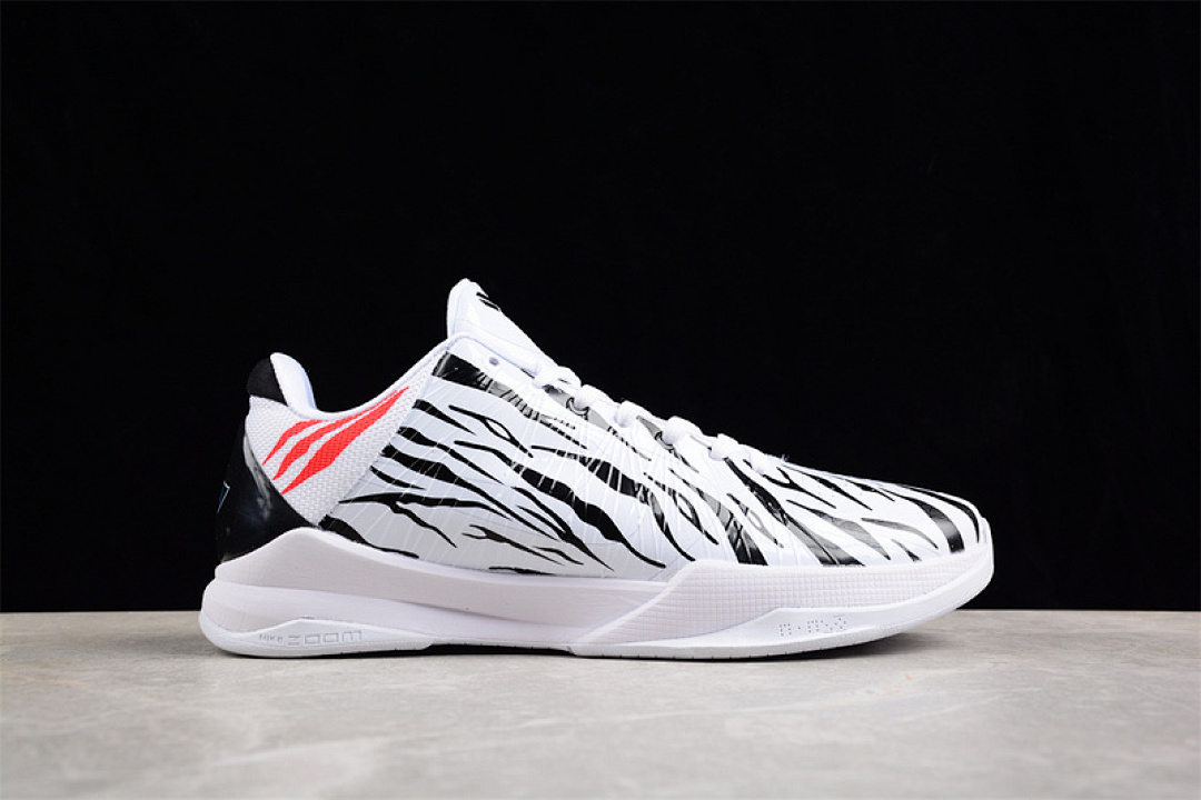 Nike [DB4796-556]-[ZOOM KOBE 5 PROTRO WHITE/BLACK/RED]-[MAN:40-46] - Image 16