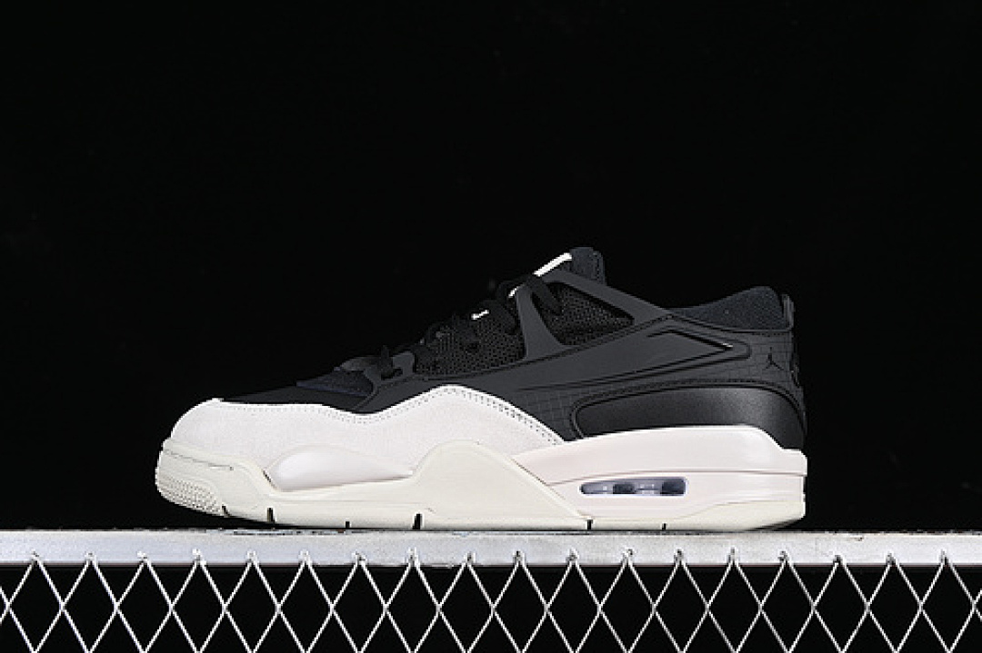 Jordan [FQ7939-001]-[AIR JORDAN 4 REMASTERED BLACK/LIGHT BONE/DARK GREY]-[WOMAN:36-39]-[MAN:40-47.5], photo 1