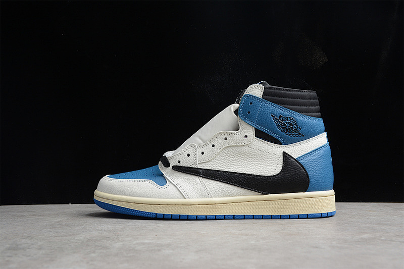 Jordan FRAGMENT DESIGN X TRAVIS SCOTT AIR Jordan 1 RETRO HIGH SAIL/BLACK · DH3227-105, photo 1