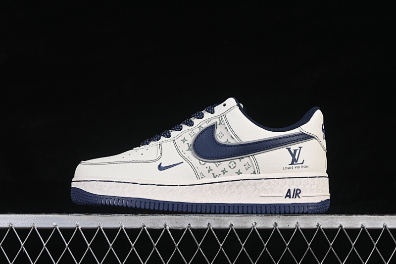 Nike Nike AIR FORCE 1 07 LOW CASUAL SNEAKERS WHITE/NAVY BLUE · HH7518-078, photo 1