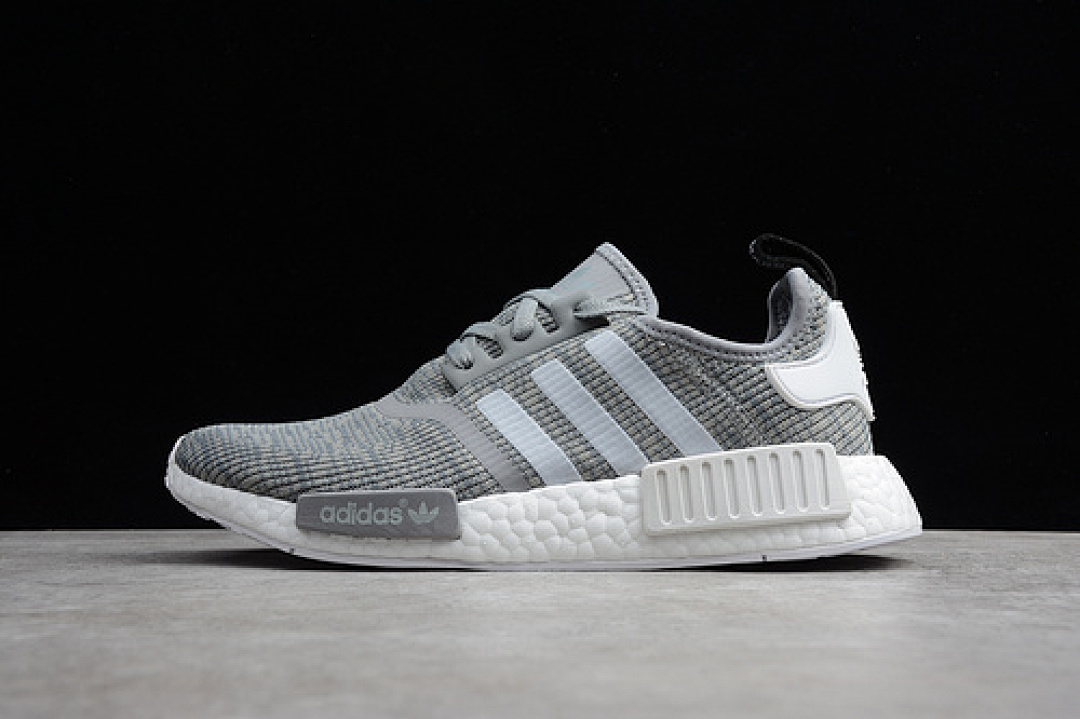 Unbranded [BB2886]-[NMD R1 GLITCH CAMO SOLID GREY/WHITE]-[WOMAN:36-39]-[MAN:40-45]-[OG00124], photo 1