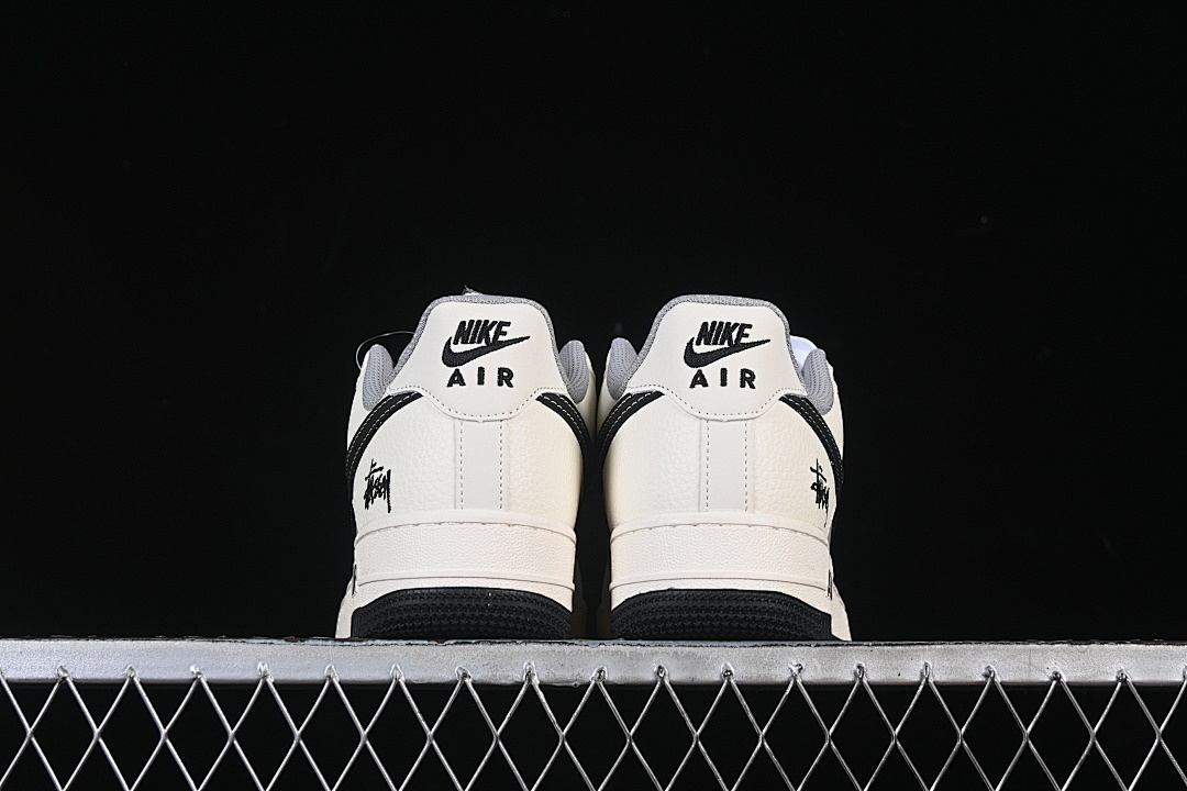 Nike [JS8028-017]-[AIR FORCE 1 07 LOW WHITE/GREY/BLACK]-[WOMAN:36-39]-[MAN:40-45] - Image 14