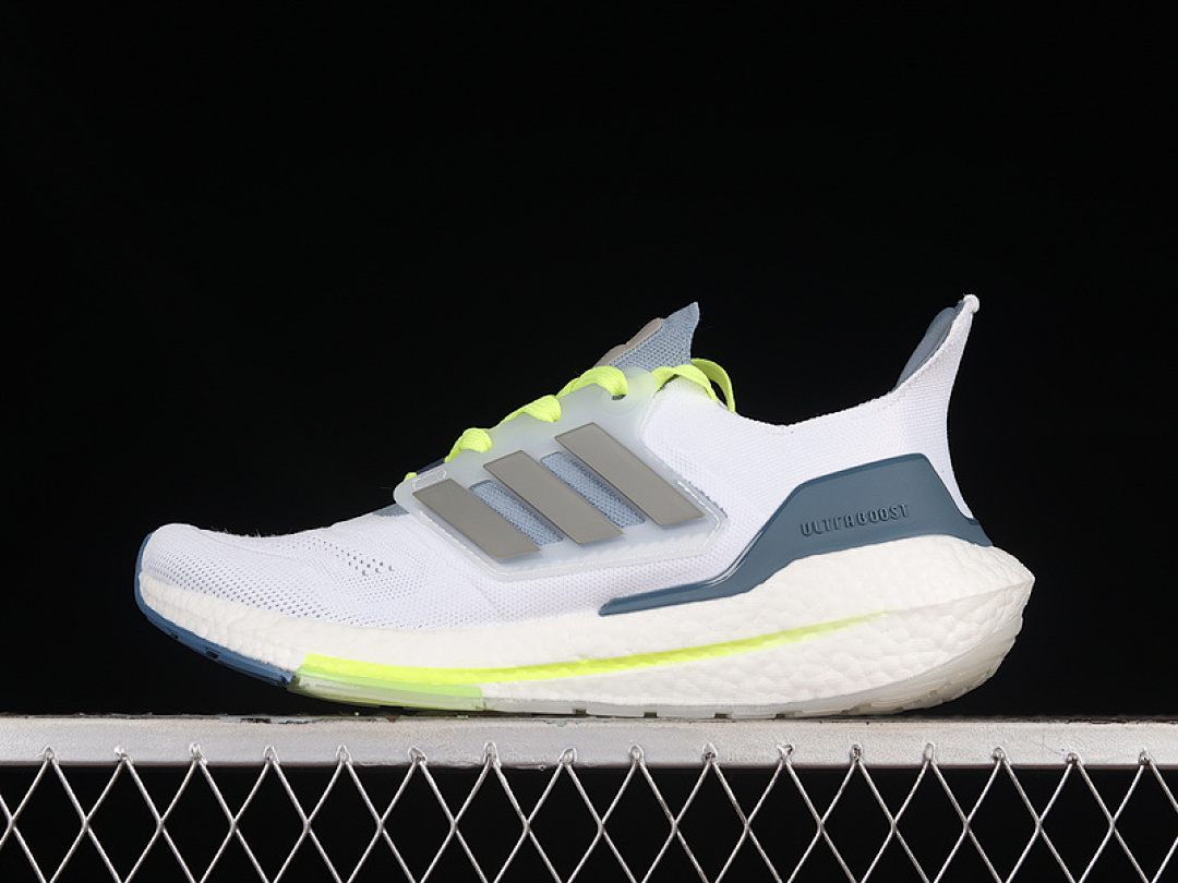 On Running [GX5912]-[ULTRABOOST 22 CLOUD WHITE/METAL GREY/LINEN GREEN]-[WOMAN:36-39]-[MAN:40-45], photo 1