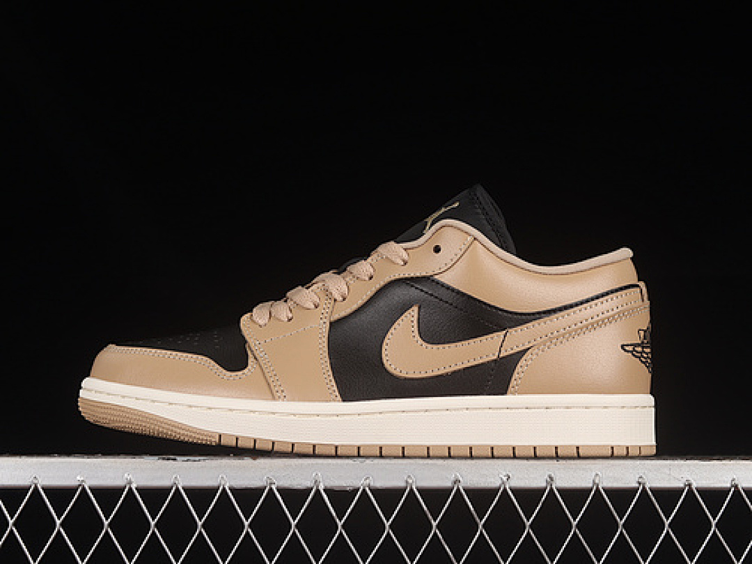 Jordan [DC0774-201]-[AIR JORDAN 1 LOW DESERT/BLACK/SAIL]-[MAN:40-46], photo 1