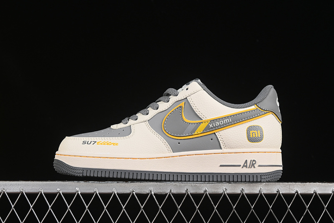 Nike Nike AIR FORCE 1 07 LOW WHITE/GREY/YELLOW · XX3168-201, photo 1