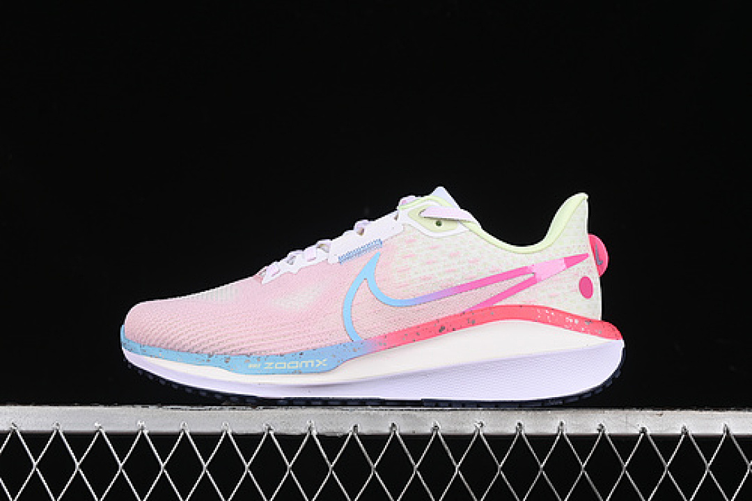Nike Nike AIR ZOOM VOMERO 17 PINK FOAM/BARELY VOLT/WHITE · FZ3974-686, photo 1