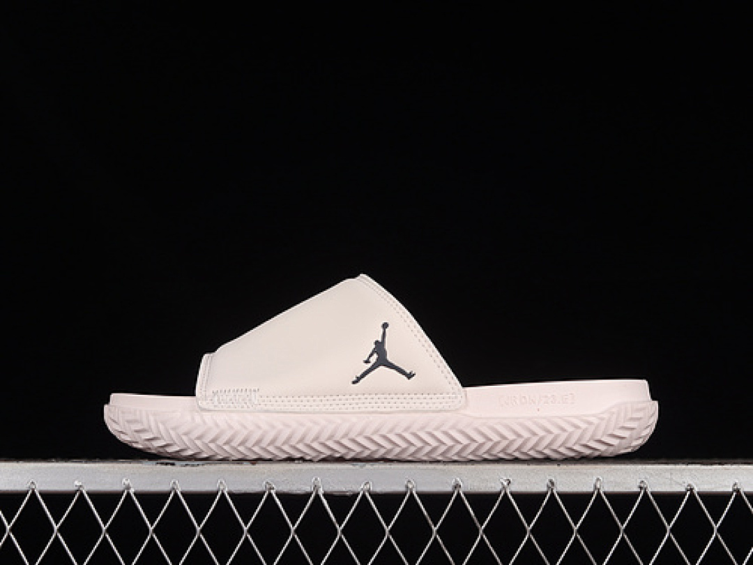 Jordan [DC9835-600]-[AIR JORDAN PLAY SLIDE LIGHT SOFT PINK/WOLF GREY]-[WOMAN:36-39]-[MAN:40-45] - Image 2