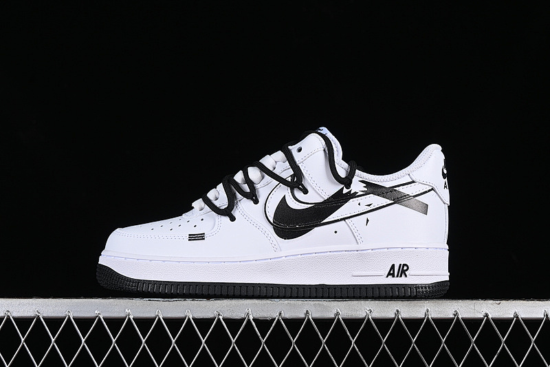 Nike Nike AIR FORCE 1 07 LOW WHITE/BLACK · ZH0316-026, photo 1