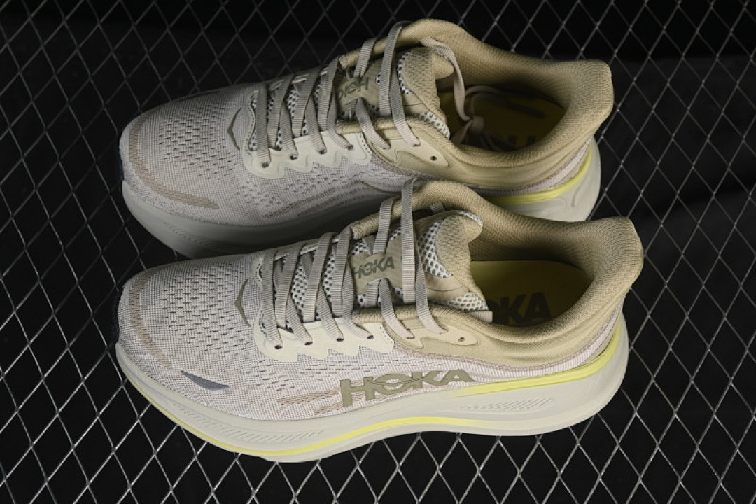 On Running [1162011 GSSL]-[BONDI 9 GRASSLAND/OYSTER MUSHROOM]-[WOMAN:36-39]-[MAN:40-45] - Image 11