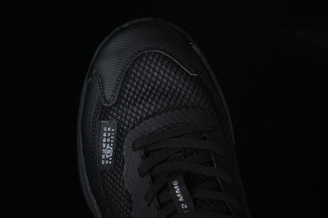 On Running [MM6 MAISON MARGIELA SPECTUR BLACK]-[WOMAN:36-39]-[MAN:40-45] - Image 8
