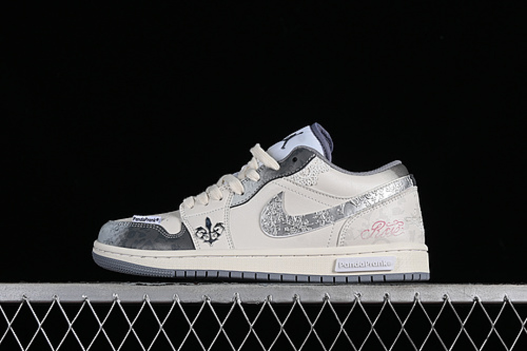 Jordan AIR Jordan 1 LOW VINTAGE GREY STEALTH/WHITE/SAIL · 553560-053, photo 1