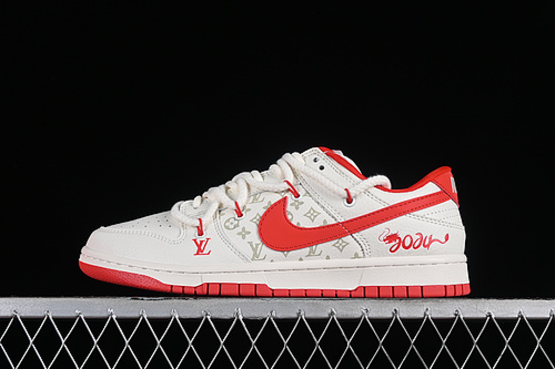 Nike SB DUNK LOW L*V RED/GREY/WHITE · SJ2068-228, photo 1