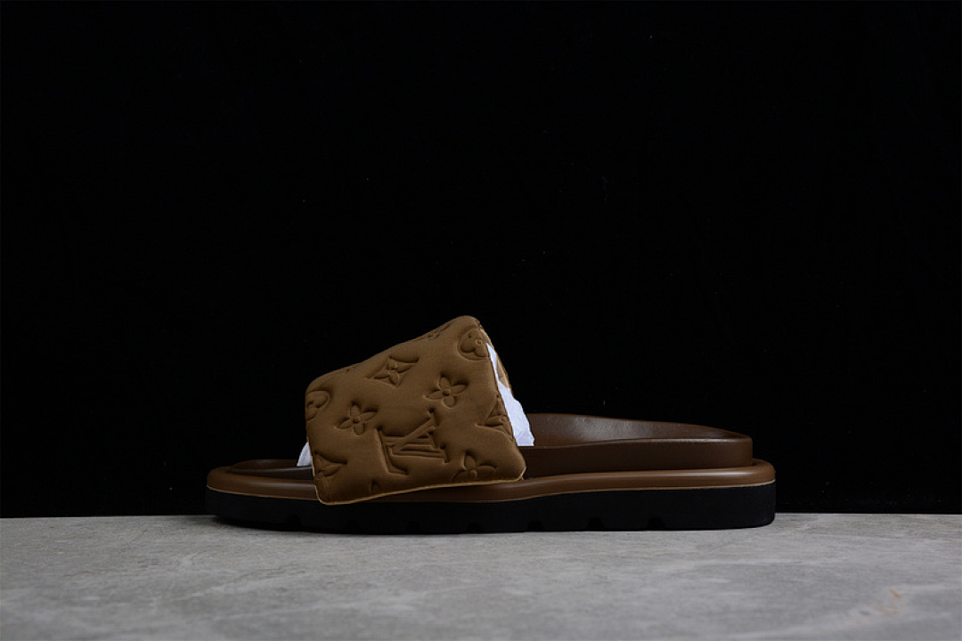 Louis Vuitton Louis Vuitton [L*V SHOES KHAKI/KHAKI/KHAKI]-[WOMAN:35-39]-[MAN:40-45], photo 1