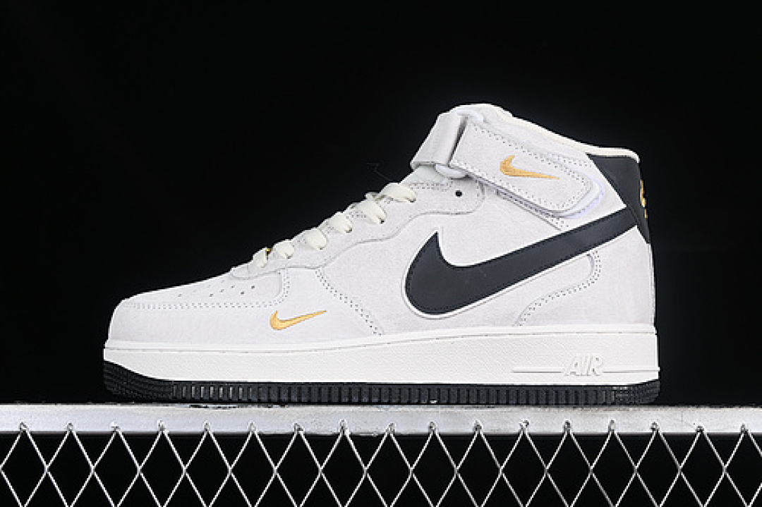 Nike Nike AIR FORCE 1 07 MID GREY/WHITE/BLACK · KG3031-011, photo 1