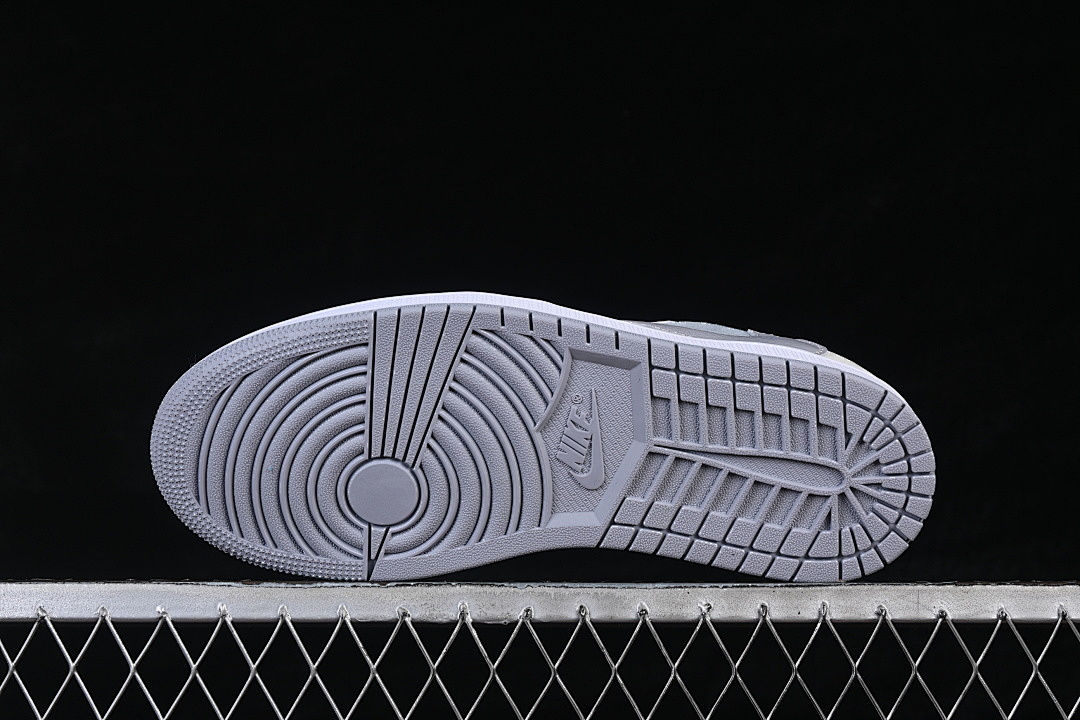 Jordan [HQ2004-400]-[JORDAN 1 LOW SE WORN BLUE/GUM LIGHT BROWN/SAIL/WHITE]-[WOMAN:36-39]-[MAN:40-47.5] - Image 15