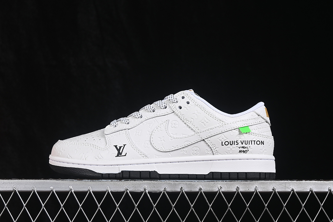 Unbranded [XX3168-145]-[SB DUNK LOW CASUAL SNEAKERS WHITE/WHITE/WHITE]-[WOMAN:36-39]-[MAN:40-45], photo 1