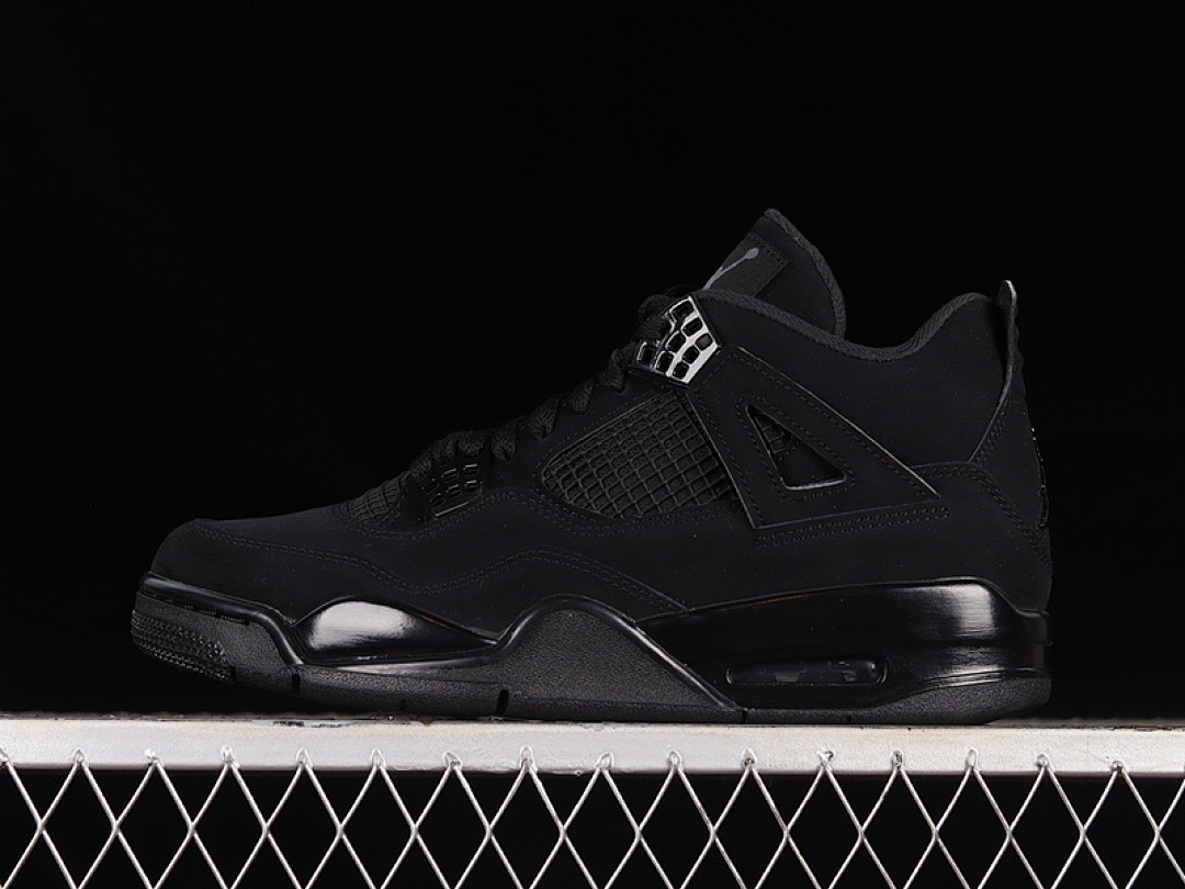 Jordan AIR Jordan 4 RETRO BLACK CAT 2020 BLACK/BLACK/LIGHT GRAPHITE · CU1110-010, photo 1