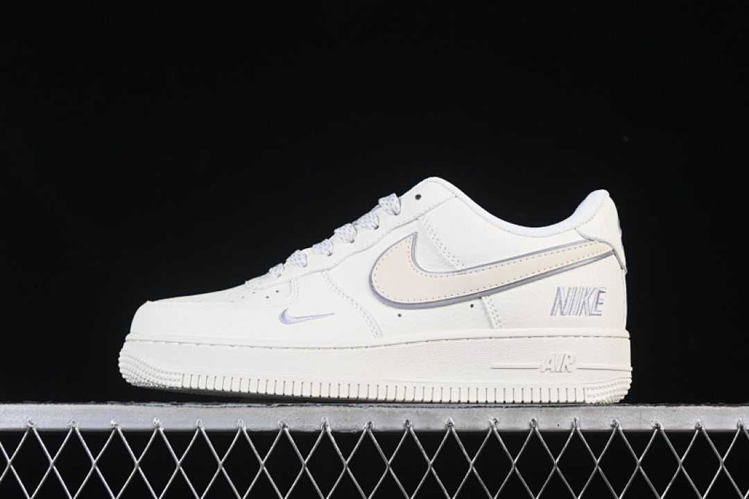 Nike Nike AIR FORCE 1 07 LOW CASUAL SHOES BEIGE/WHITE · CS5288-045, photo 1