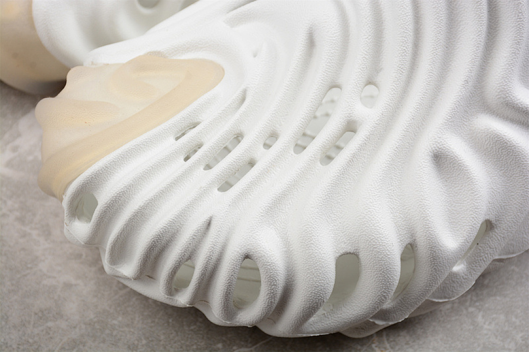 Crocs [SALEHE BEMBURY X CROCS POLLE CLOG WHITE/WHITE/WHITE]-[UNISEX SIZE:36-47] - Image 9