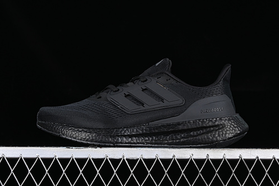 PUREBOOST 23 BLACK · IF4840, photo 1