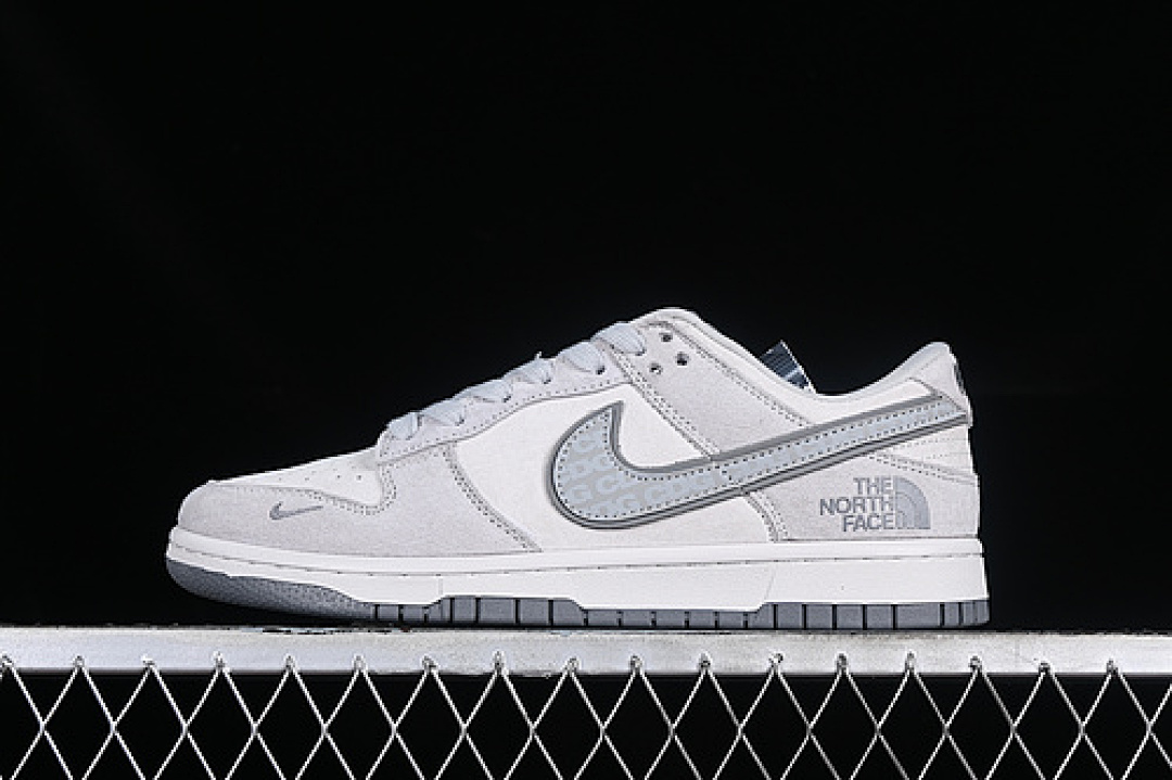 Unbranded [FC1688-181]-[DUNK LOW SB WHITE/GREY]-[WOMAN:36-39]-[MAN:40-45], photo 1