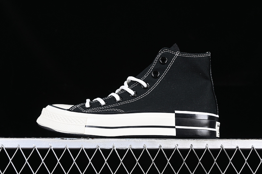 Converse [A08134C]-[CHUCK 1970S WHITE/BLACK]-[WOMAN:35-39]-[MAN:40-44], photo 1