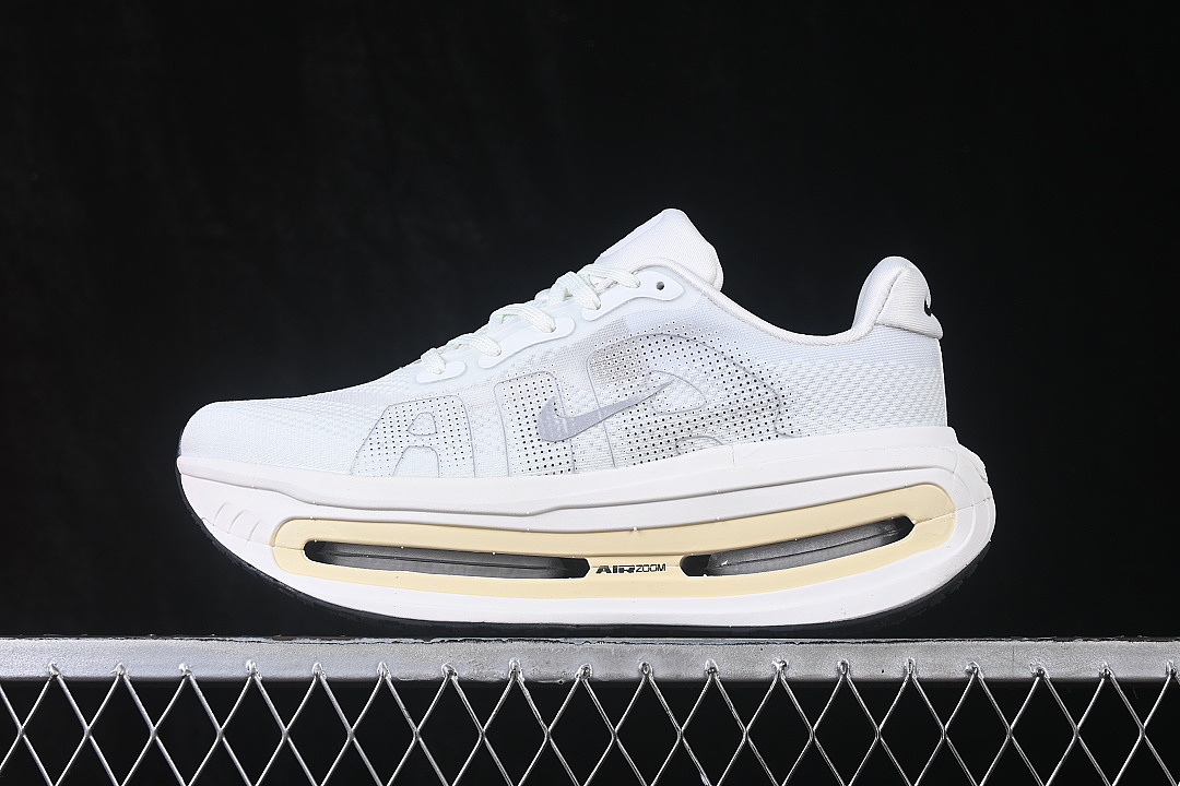 Nike Nike AIR ZOOM VOMERO PREMIUM AIR CUSHION SHOES WHITE/BEIGE · IQ8102-101, photo 1