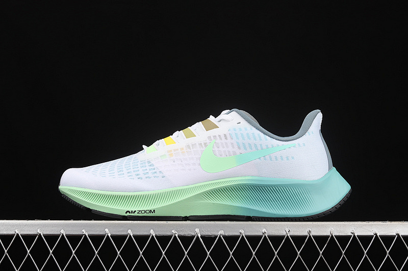 Nike Nike AIR ZOOM PEGASUS 37 BUTTERFLY WHITE/WHITE/VAPOR GREEN · CZ8692-134, photo 1
