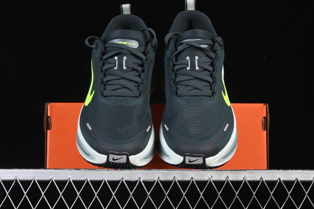 Nike [HV8150-300]-[ZOOM VOMERO PLUS AIR CUSHION SHOES GREY/BLACK/WHITE]-[WOMAN:35.5-39]-[MAN:40-46] - Image 12