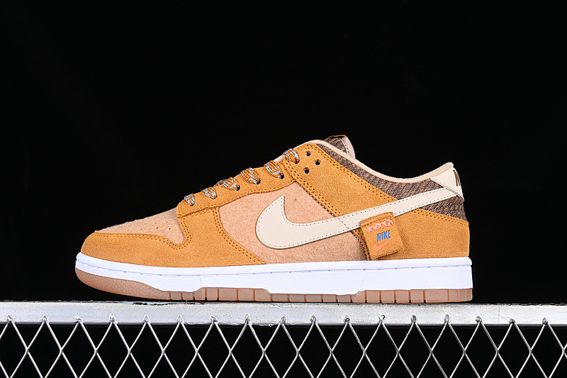 Nike SB DUNK LOW WHEAT/WHEAT/WHITE · DZ5350-288, photo 1
