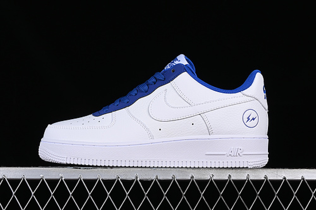 Nike Nike FRAGMENT DESIGN AIR FORCE 1 07 LOW WHITE/BLUE · TT0801-607, photo 1