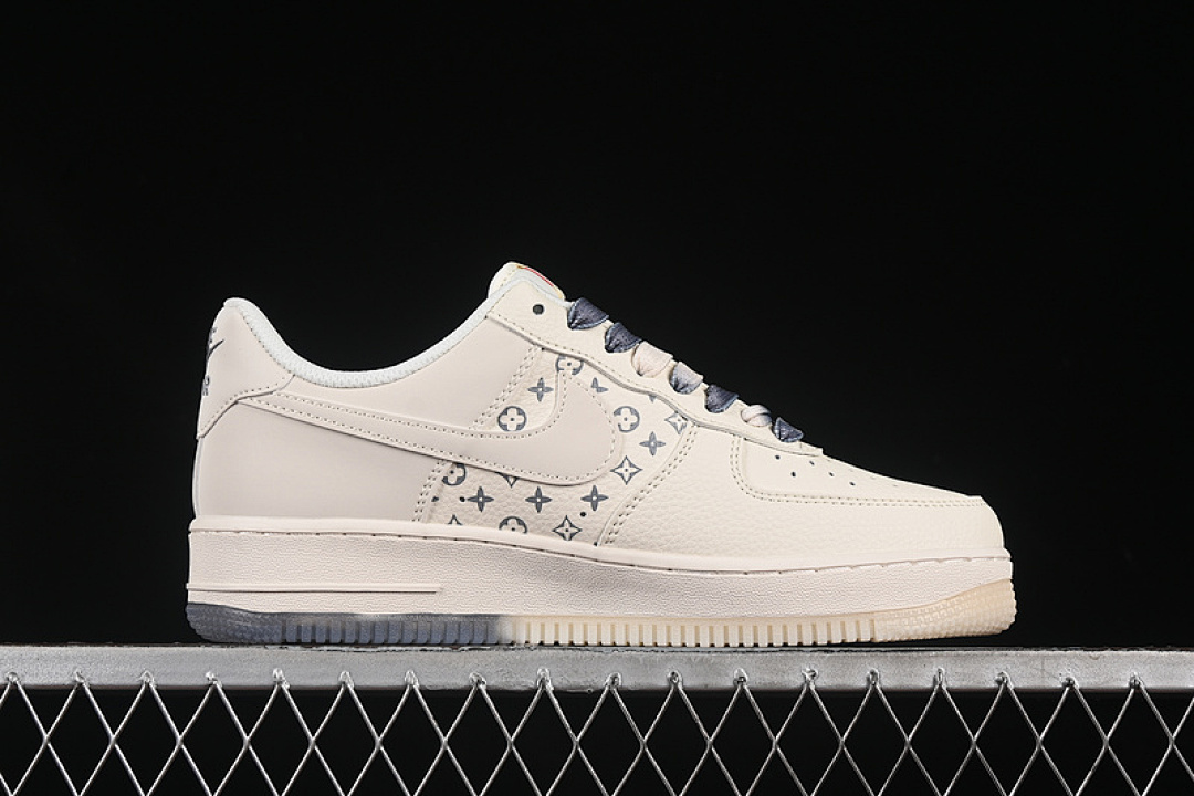 Nike [HH7518-077]-[AIR FORCE 1 07 LOW SUPREME WHITE/GREY]-[WOMAN:36-39]-[MAN:40-45] - Image 15