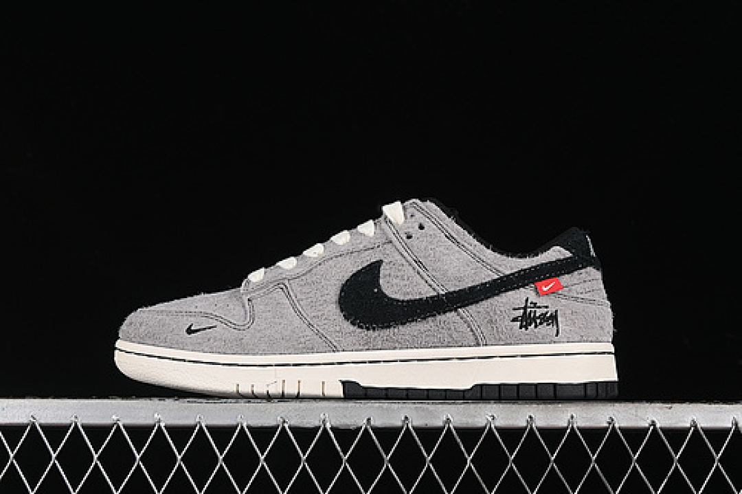 Nike SB DUNK LOW WHITE/GREY/BLACK · MM1089-027, photo 1