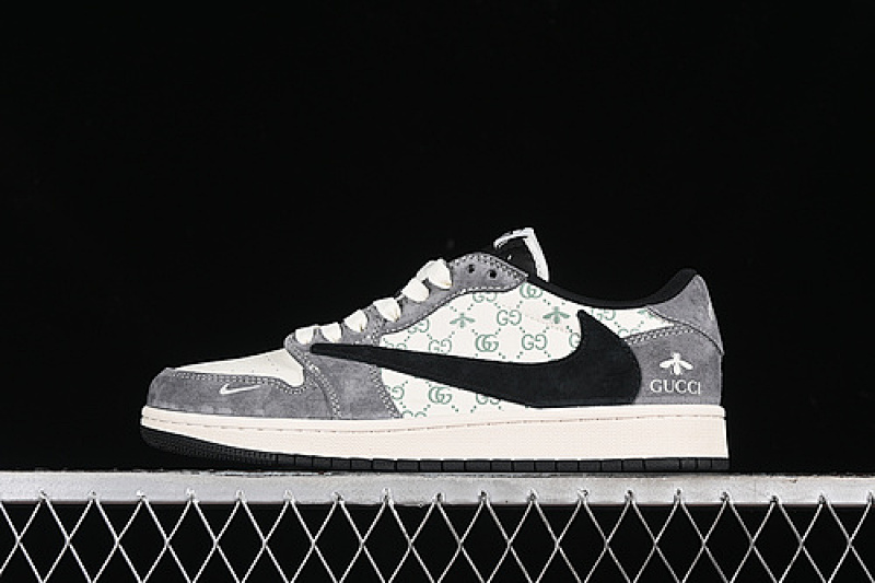 Jordan TRAVIS SCOTT X FRAGMENT DESIGN AIR Jordan 1 LOW OG SP WHITE/GREY/BLACK · SJ2068-137, photo 1
