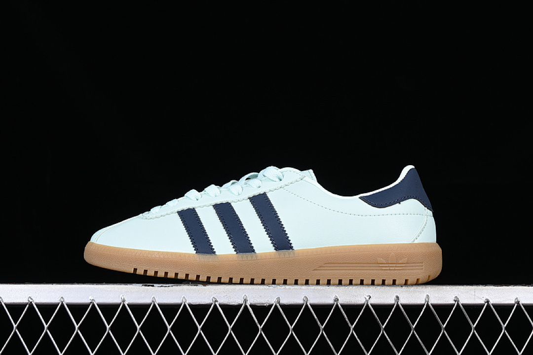 Adidas [GY7397]-[ADIDAS ORIGINALS BERMUDA BLUE/BROWN]-[WOMAN:36-39]-[MAN:40-45], photo 1