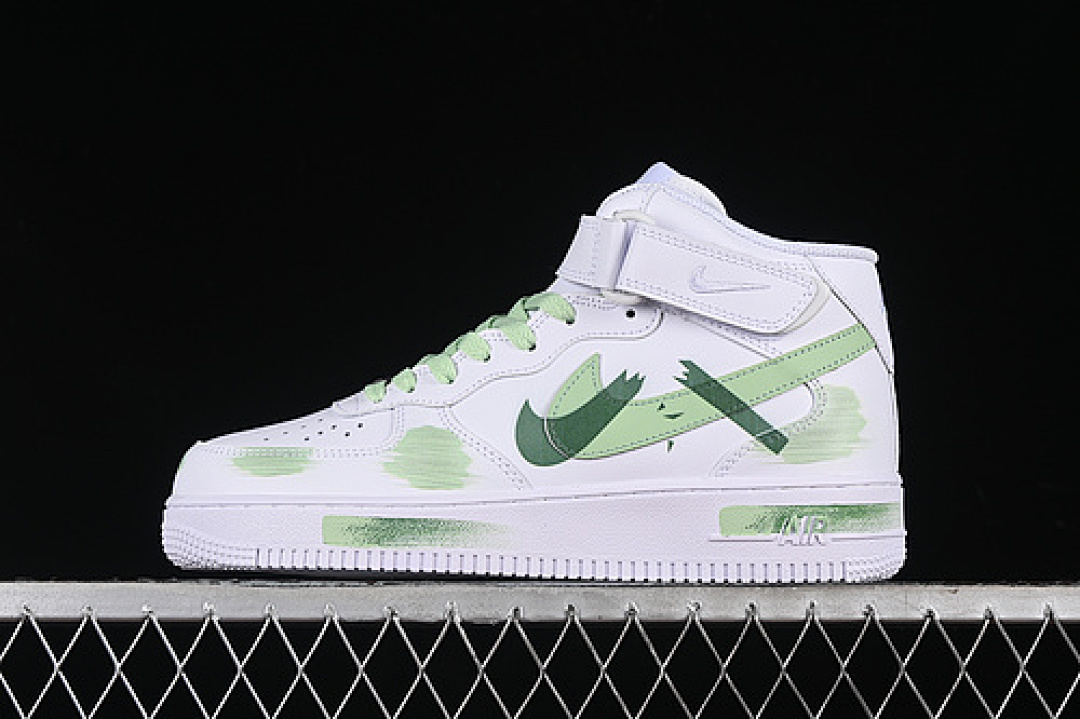 Nike Nike AIR FORCE 1 07 MID WHITE/GREEN · CW2289-111, photo 1