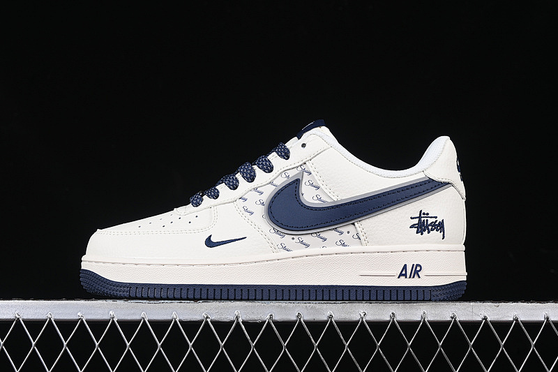 Nike Nike AIR FORCE 1 07 LOW OFF WHITE/DEEP BLUE · XZ3328-568, photo 1