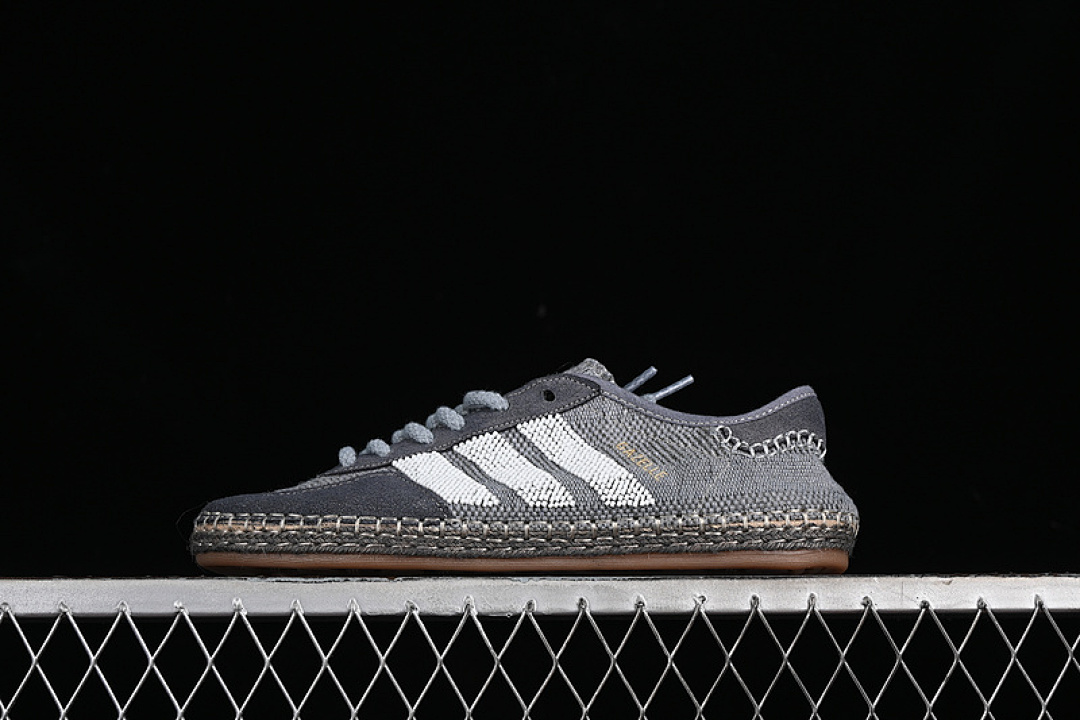Unbranded [IH3144]-[CLOT ORIGIALS GAZELLE WHITE/GREY/BLACK]-[WOMAN:36-39]-[MAN:40-45], photo 1