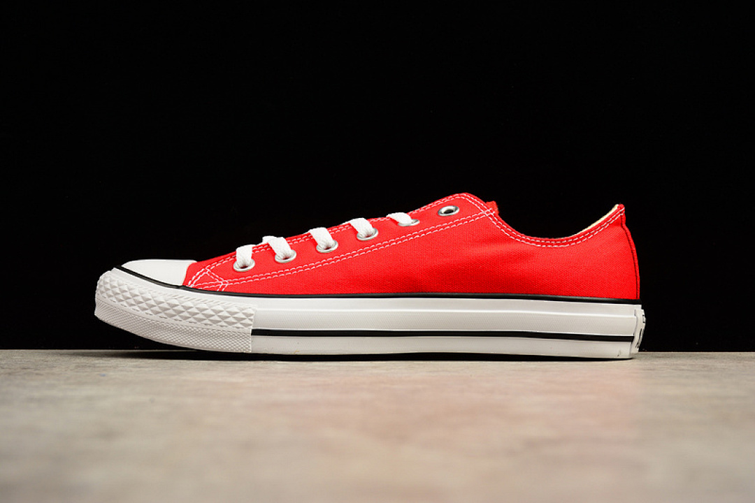 Converse Converse CHUCK TAYLOR HI ALL STAR CANVAS LOW RED CLASSIC · 101007, photo 1