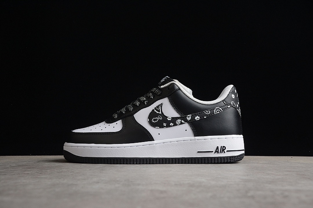 Nike [XM6389-316]-[AIR FORCE 1 LOW 07 BLACK/WHITE/BLACK]-[WOMAN:36-39]-[MAN:40-45], photo 1
