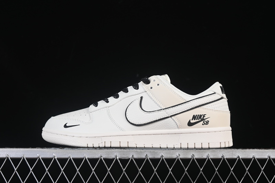 Nike DUNK LOW HIGH END CUSTOM CASUAL SNEAKERS BEIGE/BLACK · CS1688-115, photo 1