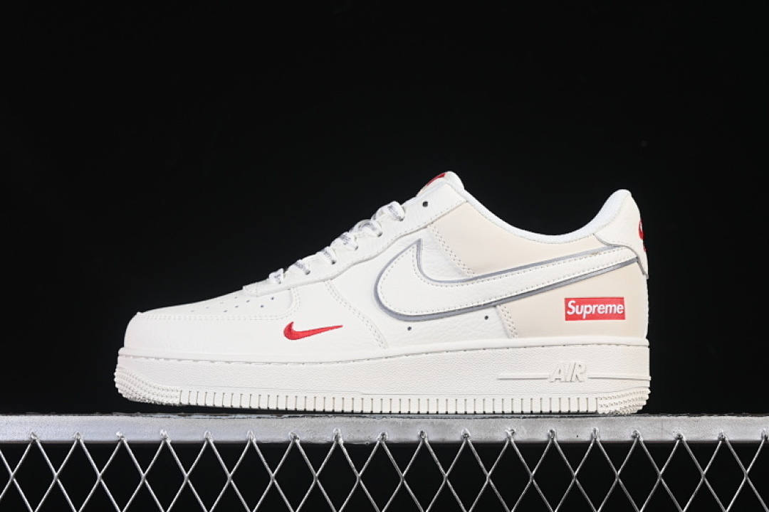 Nike Nike AIR FORCE 1 07 LOW SUPREME WHITE/BEIGE · CS5288-052, photo 1