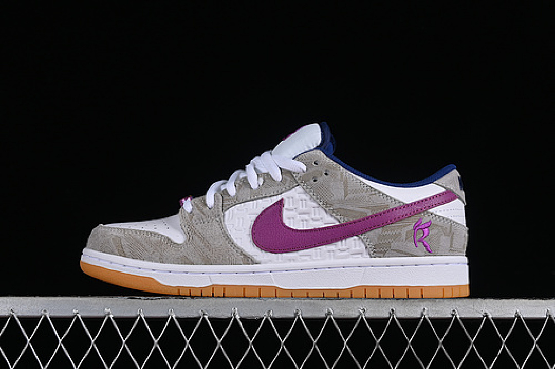 Purple Nike RAYSSA LEAL SB DUNK LOW PURE PLATINUM/DEEP ROYAL BLUE/VIVID PURPLE/WHITE/YELLOW · FZ5251-001, photo 1