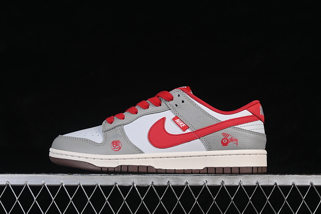 Nike DUNK LOW CASUAL SKATE SHOES WHITE/RED/DARK GRAY · QW5288-109, photo 1